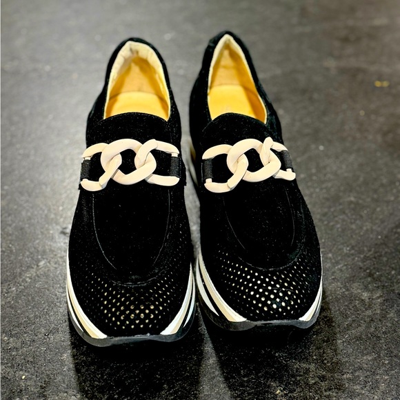 Softwaves Shoes - Softwaves Cassie Suede Platform Slip-on Sneakers- Size 39